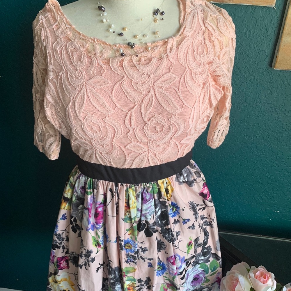 Fiveloaves Twofish Girl Flora Spring Dress Size 12